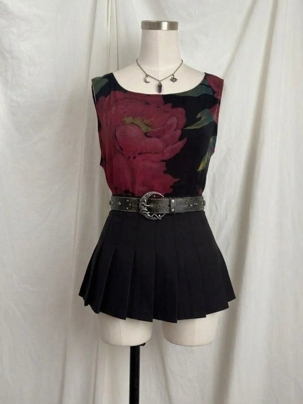Private Edition by Chico's Black Rose Sleeveless Tank Top L Sz 2 Acetate Y2K VTG